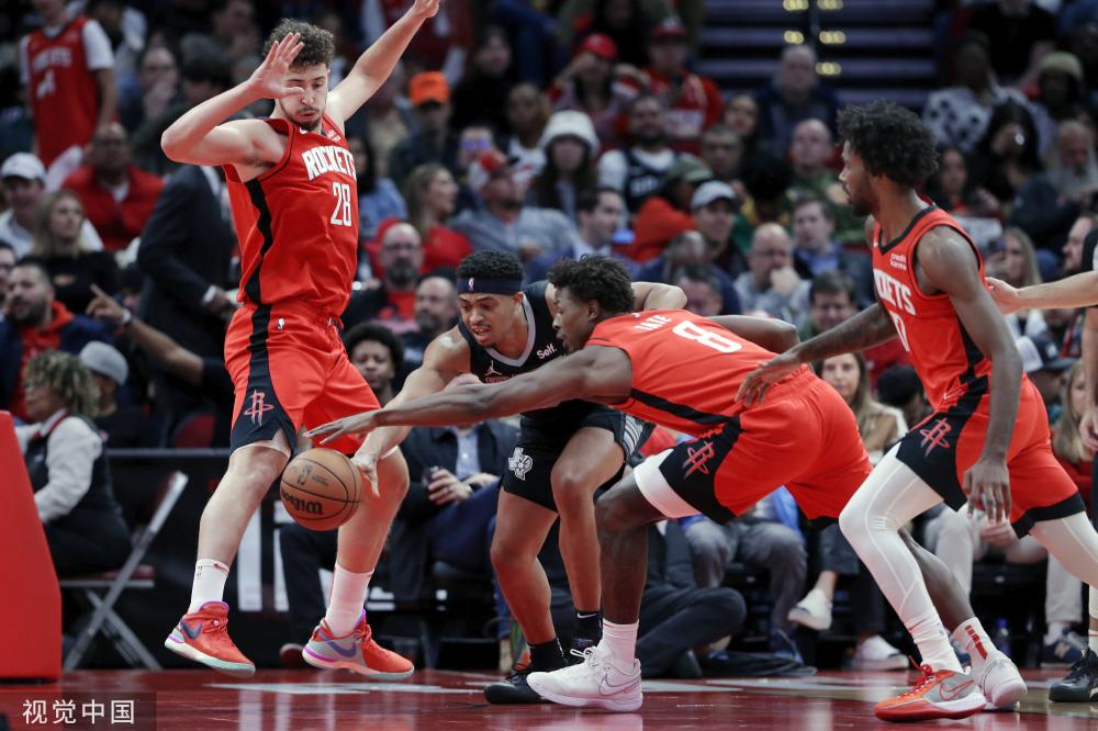 前锋线的小 前锋线的小